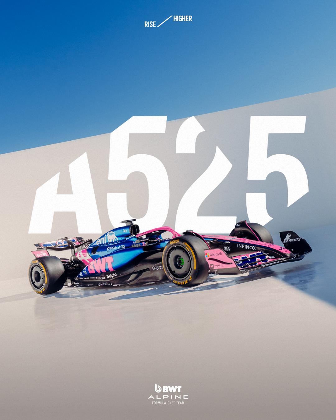 包含阿斯顿马丁横扫索伯车队，汉密尔顿带队取胜的词条