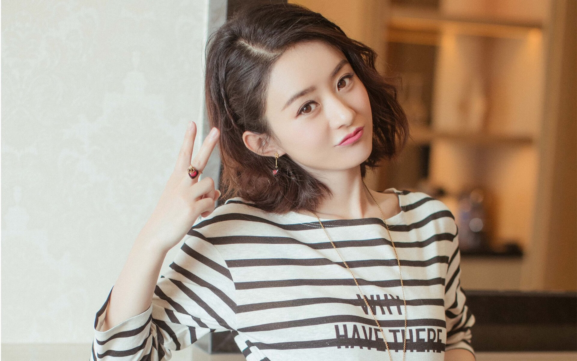 当开拓者银河战舰遭遇字母哥的降维打击,72年未见的数据统治