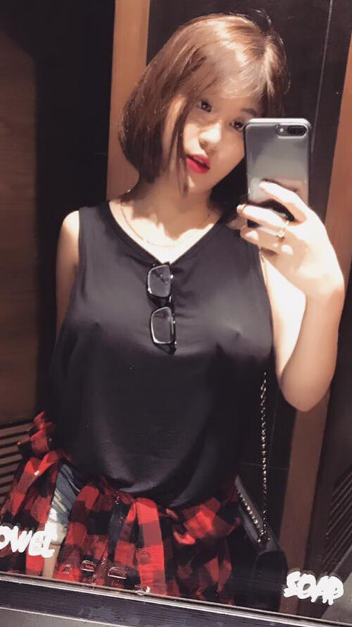 当苏格兰的雨滴浇熄秘鲁的太阳，德布劳内，那个在泥泞中起舞的异乡关键先生