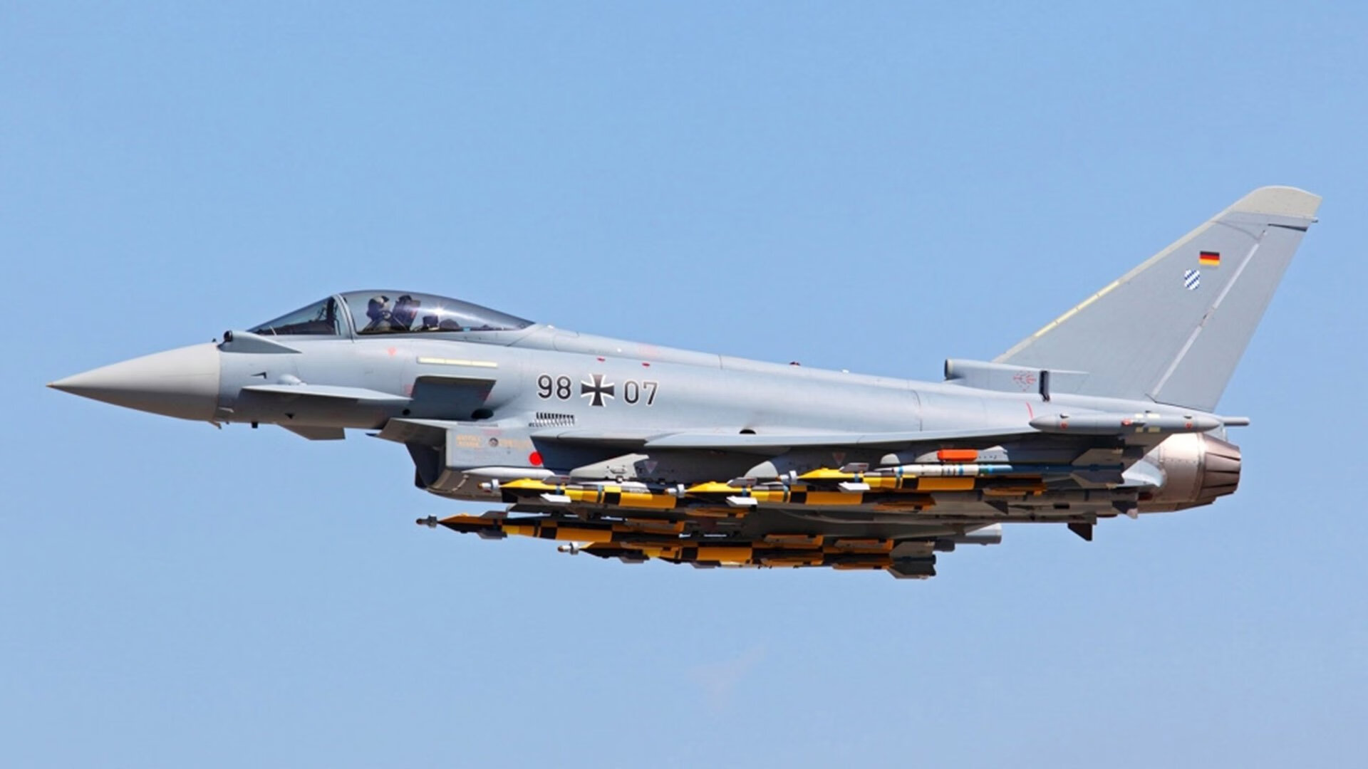 开云平台-征服者之夜，拉文狂暴统治，灰熊命运杠杆最后一刻撬动火箭